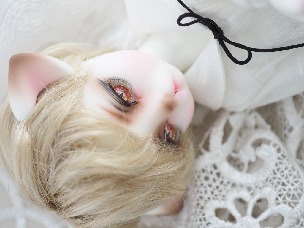 16.5mm/8.5mm 赤×橙系 猫目より線ジェムタイプ 七宝グラスアイ