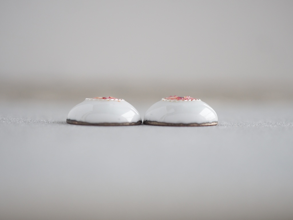 16.5mm/8.5mm 赤×橙系 猫目より線ジェムタイプ 七宝グラスアイ