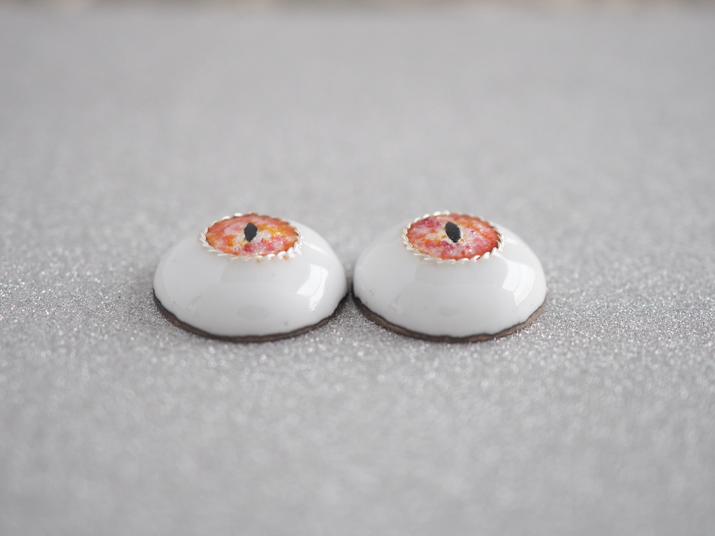 16.5mm/8.5mm 赤×橙系 猫目より線ジェムタイプ 七宝グラスアイ