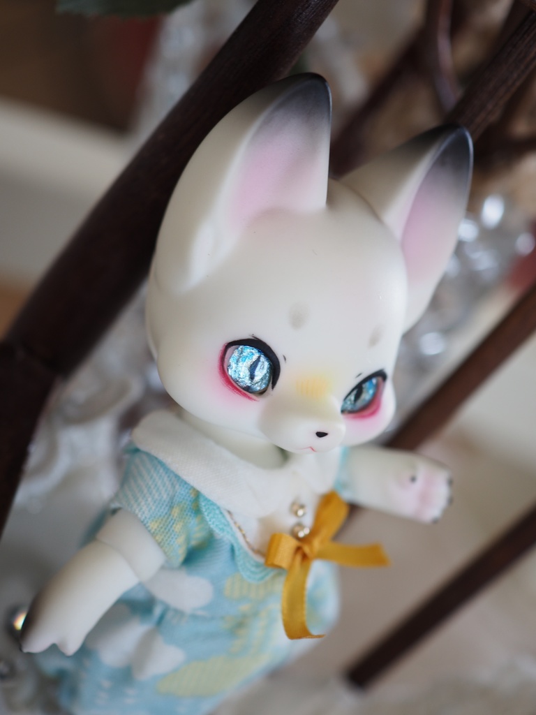 8mm/6.5mm キトンブルー 猫目 水彩タイプ 七宝グラスアイ