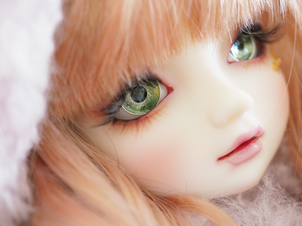 16mm/8.5mm ウグイス色 ジェムタイプ 七宝グラスアイ
