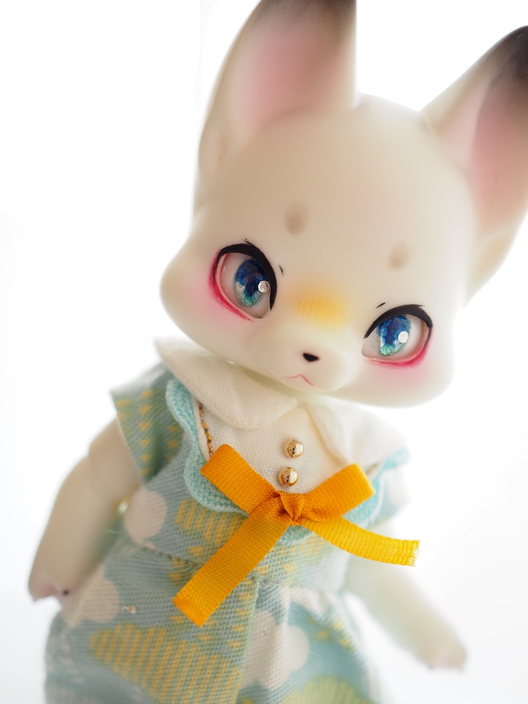 8mm/5-3.5mm アニメ風小虹彩ブルー系 七宝グラスアイ
