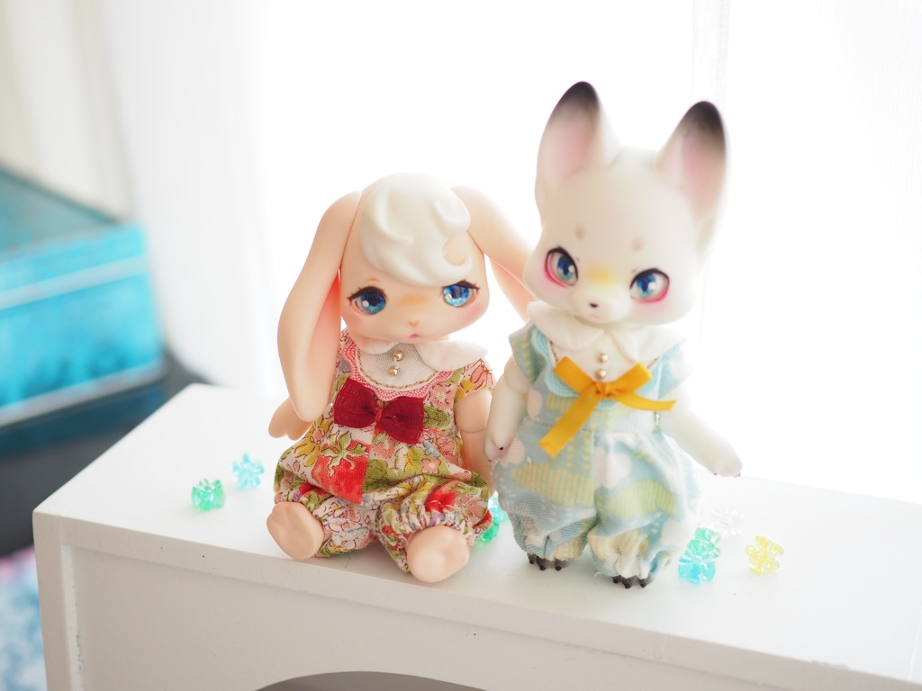 8mm/5-3.5mm アニメ風小虹彩ブルー系 七宝グラスアイ