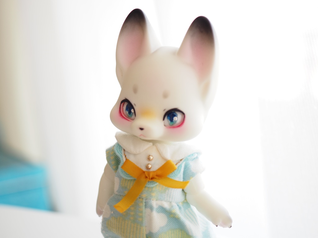 8mm/5-3.5mm アニメ風小虹彩ブルー系 七宝グラスアイ