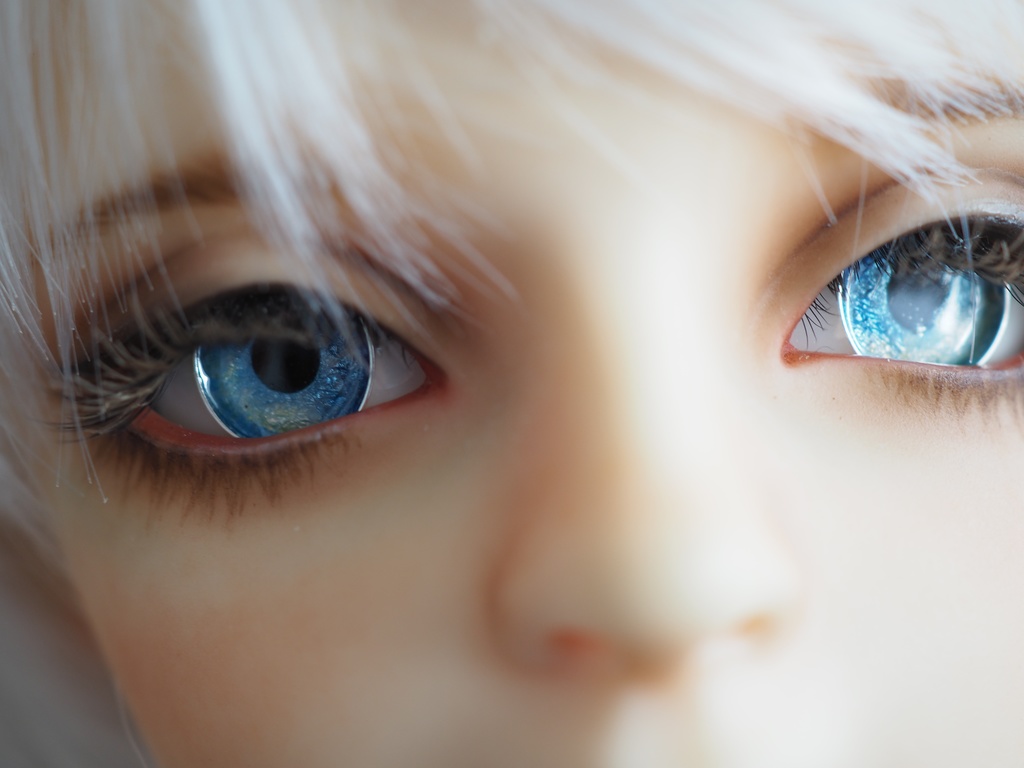 18mm/8.5mm ブルー×ホワイト ジェムタイプ 七宝グラスアイ