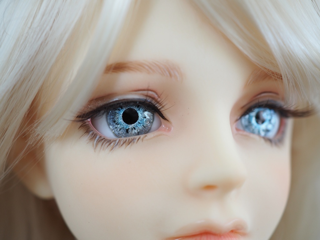 16mm/9.5mm ライトブルー×グレー 虹彩線あり 水彩タイプ 七宝グラスアイ