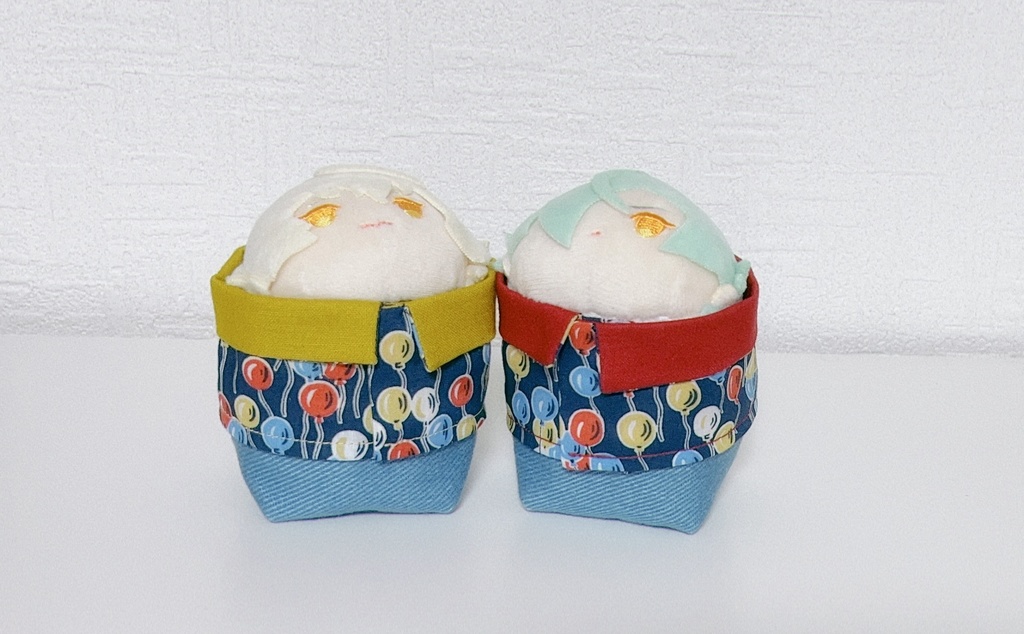 もちマス用 風船柄のお洋服