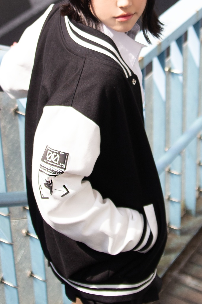 紅眼騎士団デザイン・スタジアムジャンパー【春・初夏・秋用薄手】