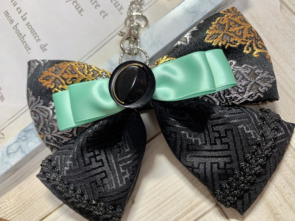 膝丸イメージリボンバッグチャーム