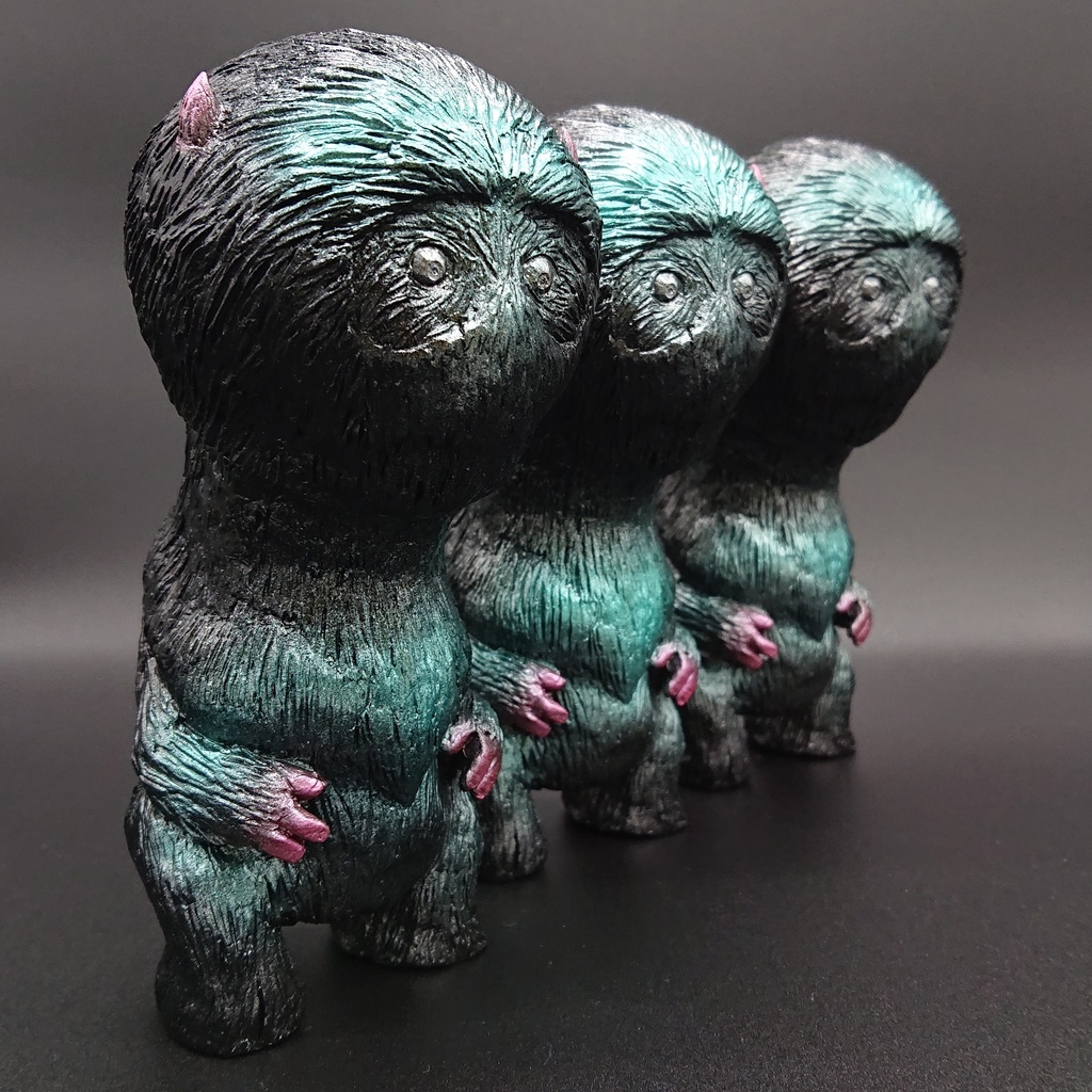 怪獣ロクロ ソフビ(アロハブラック)