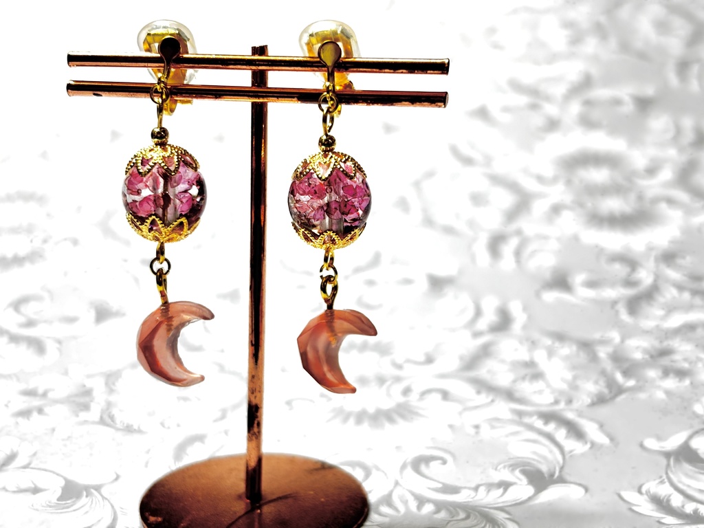 桜月夜 ハンドメイドイヤリング(金具変更可能)