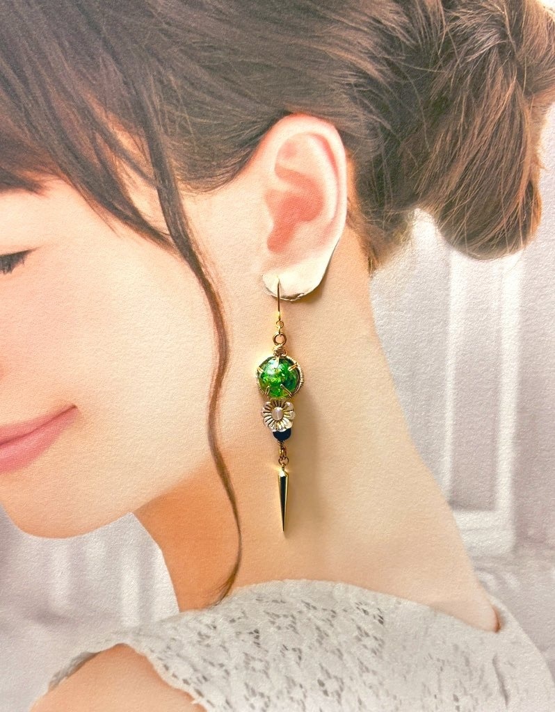 新緑の煌めき(レジン・ワイヤーアクセサリー)