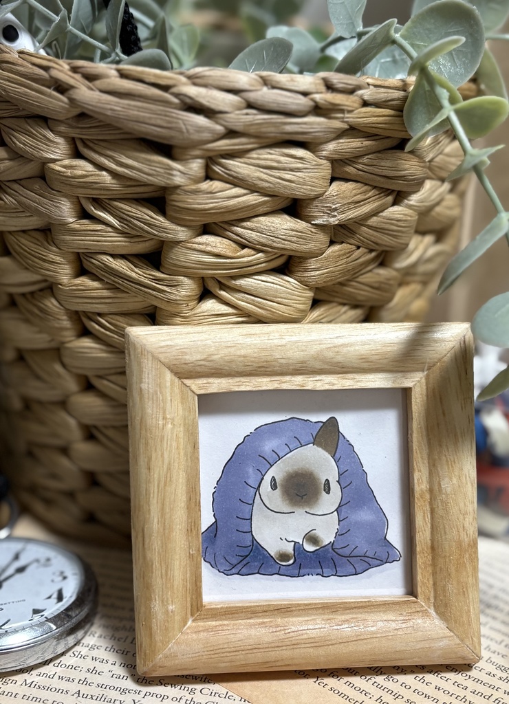 【原画】アナログイラスト 立ち耳うさぎ セーブルポイント 冬支度(飼い主さんのニット)