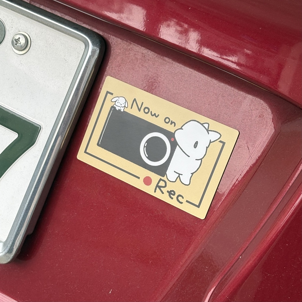 車用マグネット『now on REC』立ち耳うさぎさん  