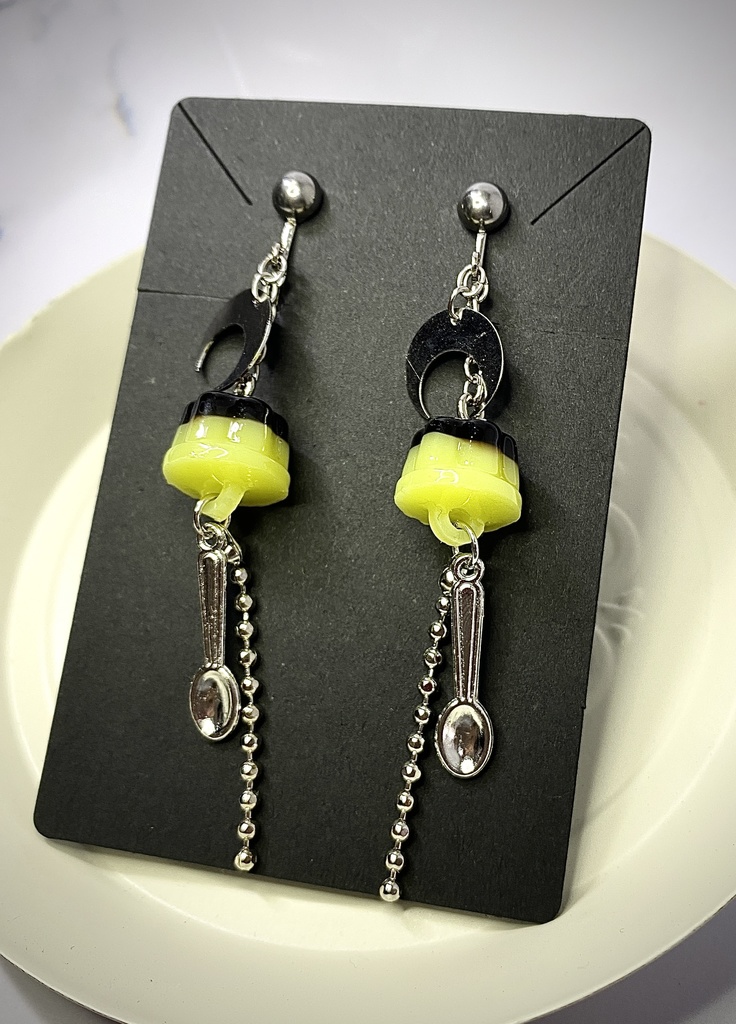 プリンのイヤリング