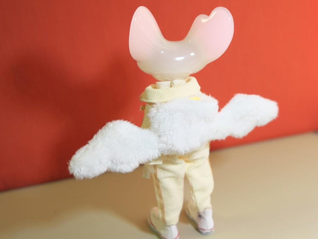 【ドルショでは黒のみ持ちこみ予定】羽根のショルダーバッグ