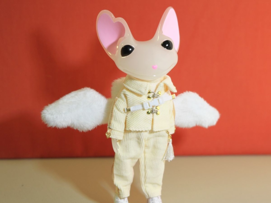 【ドルショでは黒のみ持ちこみ予定】羽根のショルダーバッグ