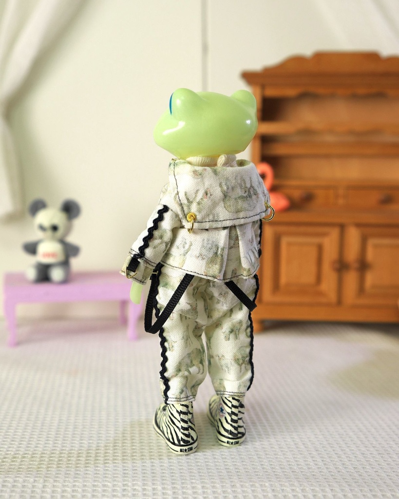 【ワンダーフロッグ】センターホックJK