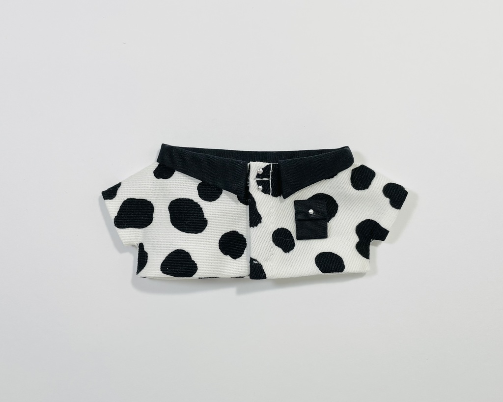 ポケット付きシャツ