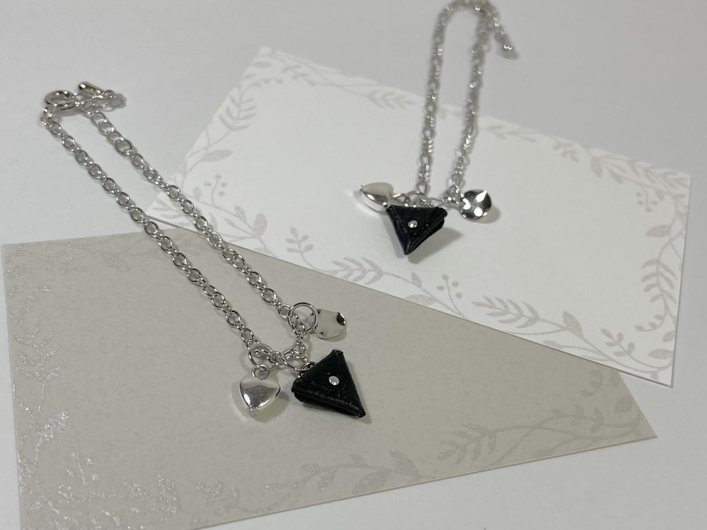 三角コインケースチャーム