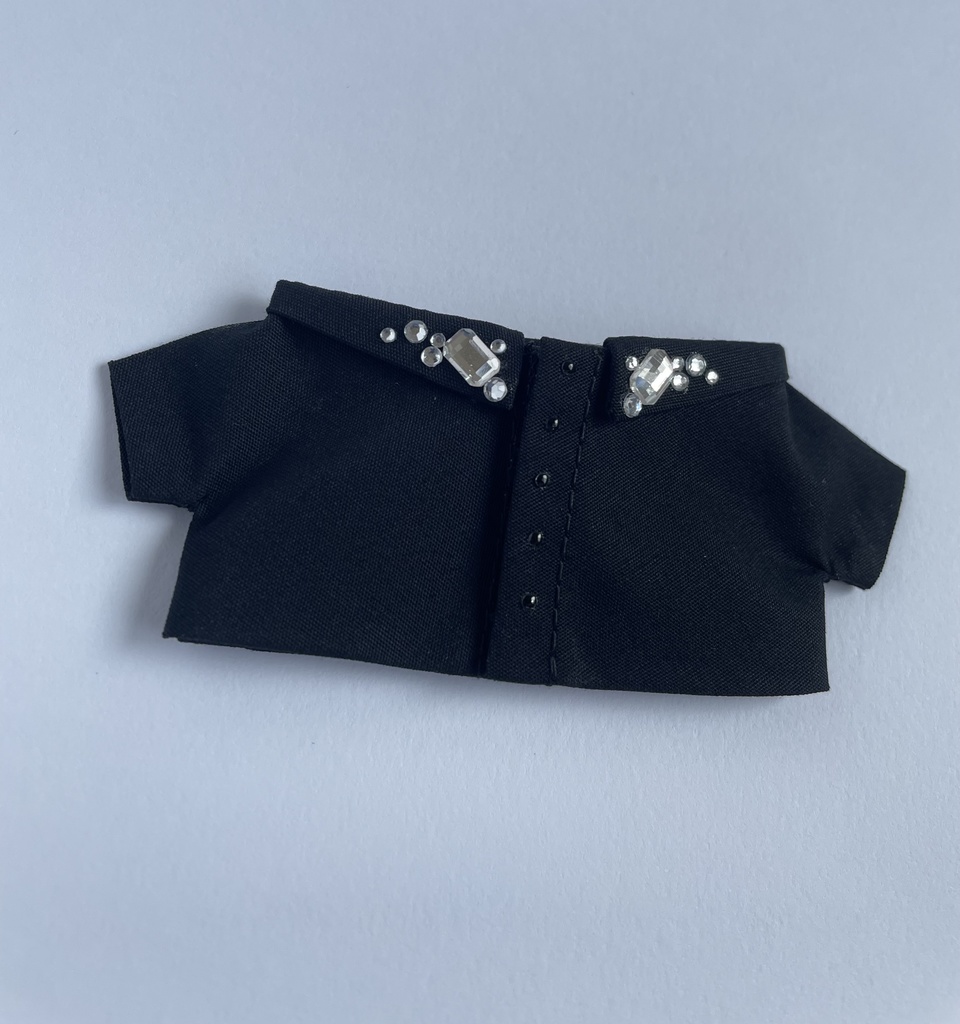 ビジューシャツ