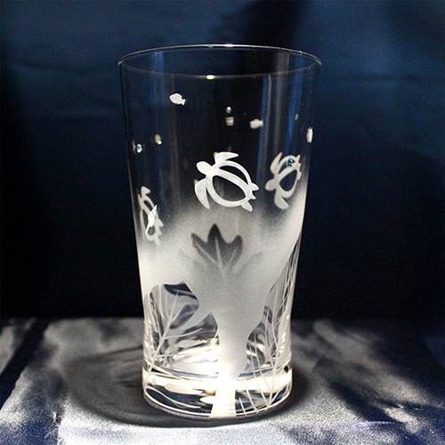 【ホヌと南国の葉っぱ】タンブラーグラス ★名入れ加工対応品(有料)