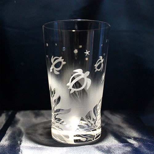 【ホヌと南国の葉っぱ】タンブラーグラス ★名入れ加工対応品(有料)