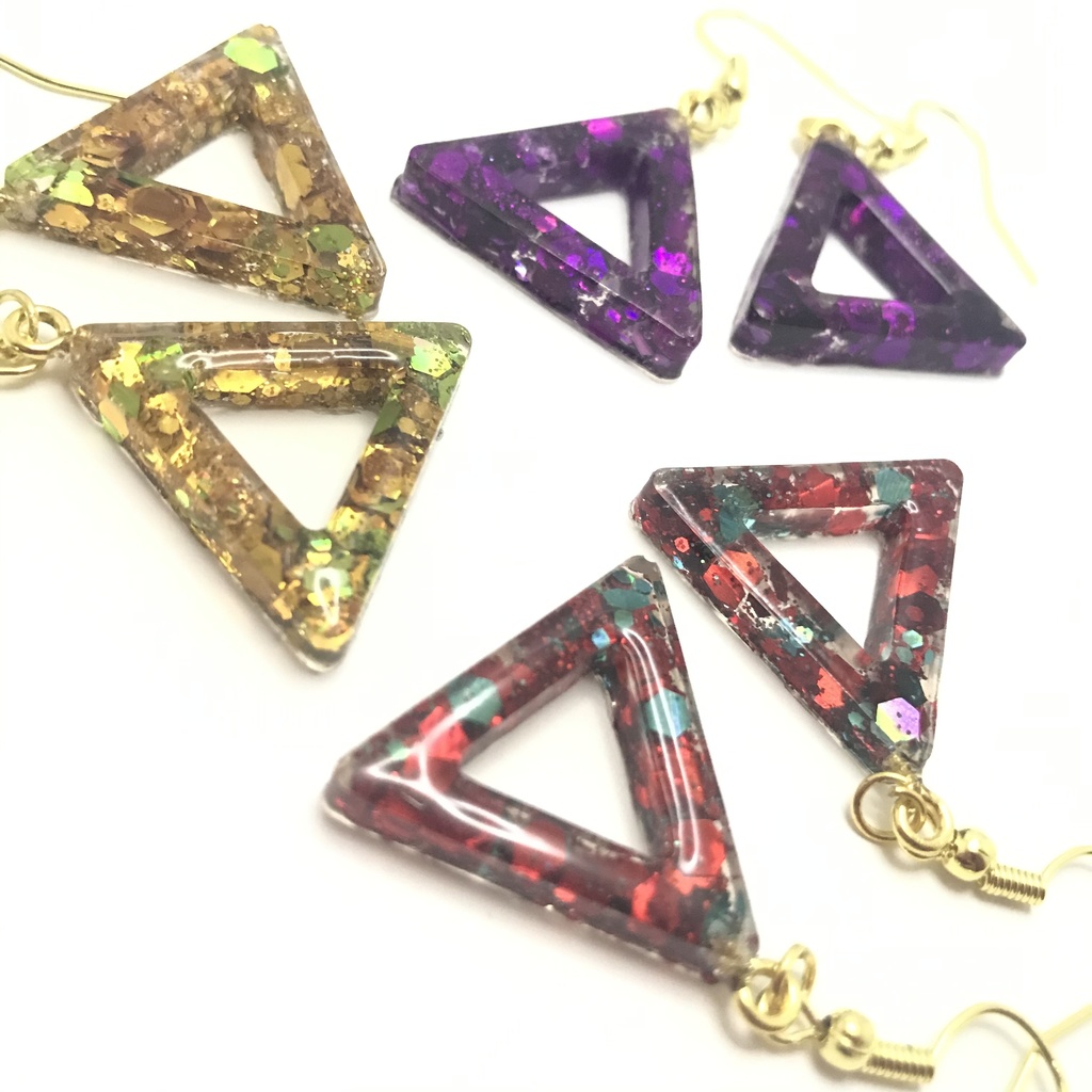 ヒプマイ麻天狼イメージトライアングルピアス