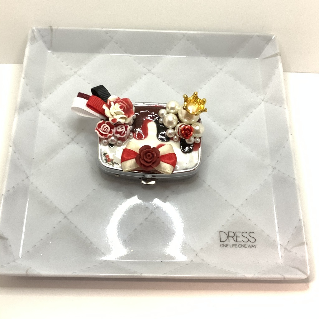 ハーツラビュル寮イメージピルケース