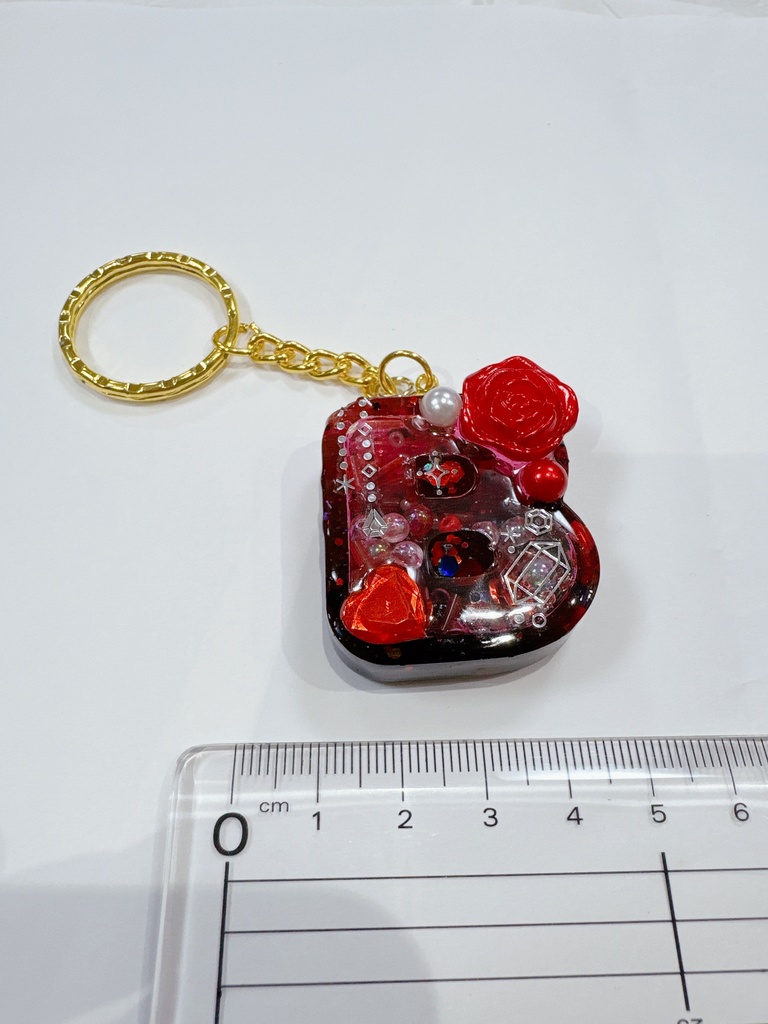 ヘルヴァボスのブリッツイメージ イニシャル デザイン シェイカー チャーム