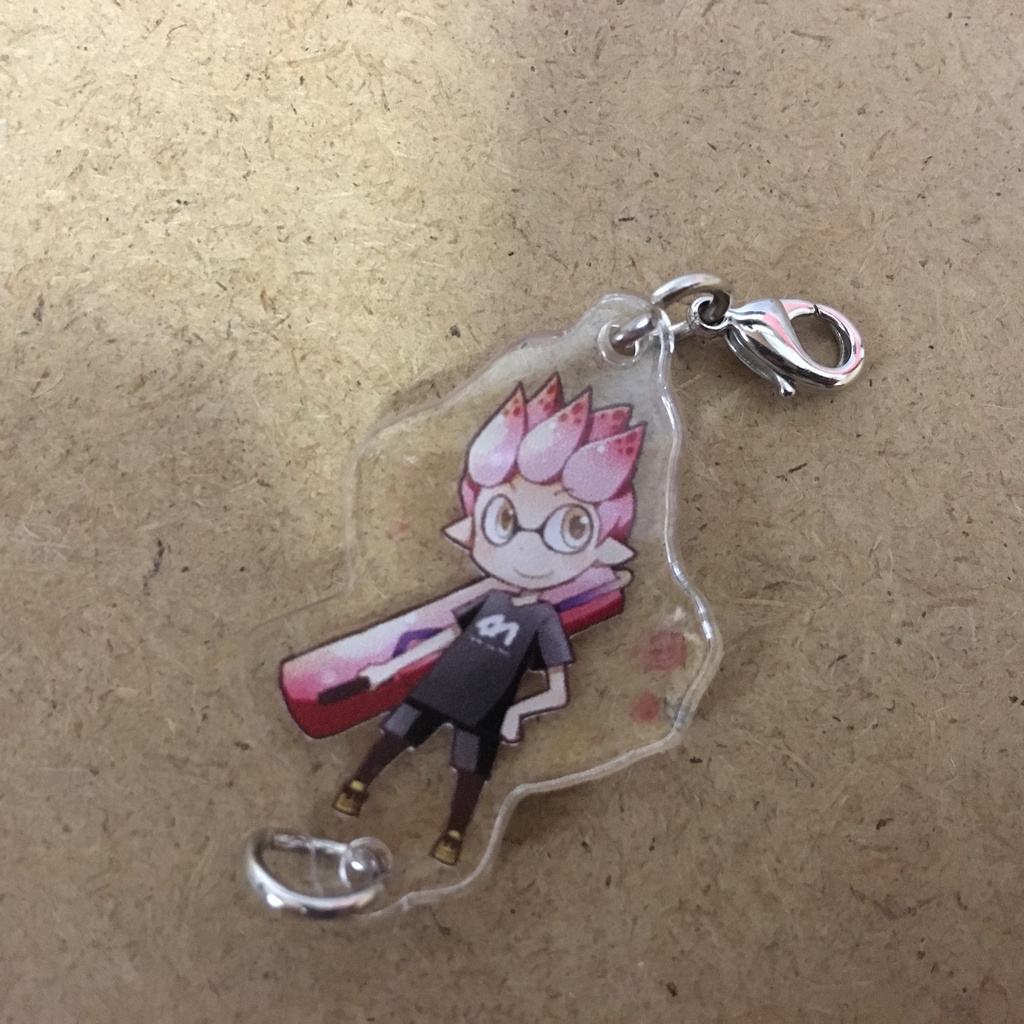 【アクリルストラップ】ボーイ(ローラー)