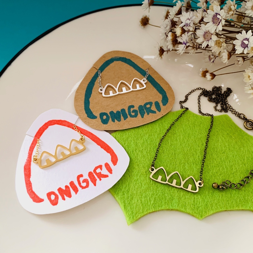 三連おにぎりネックレス