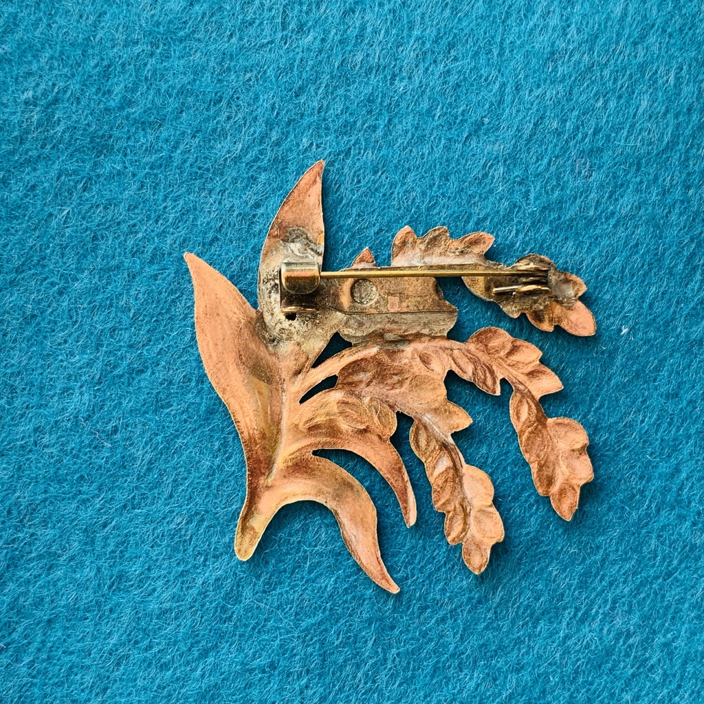 稲穂のブローチ