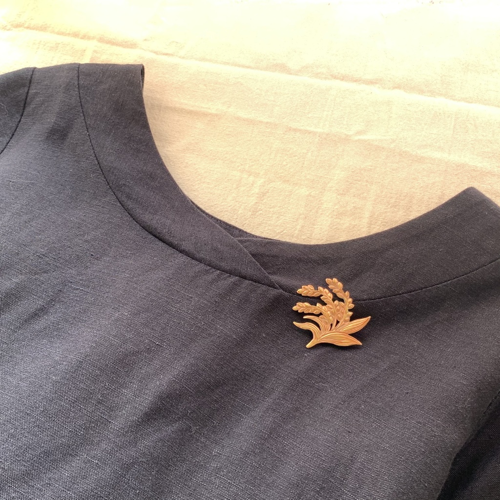 稲穂のブローチ