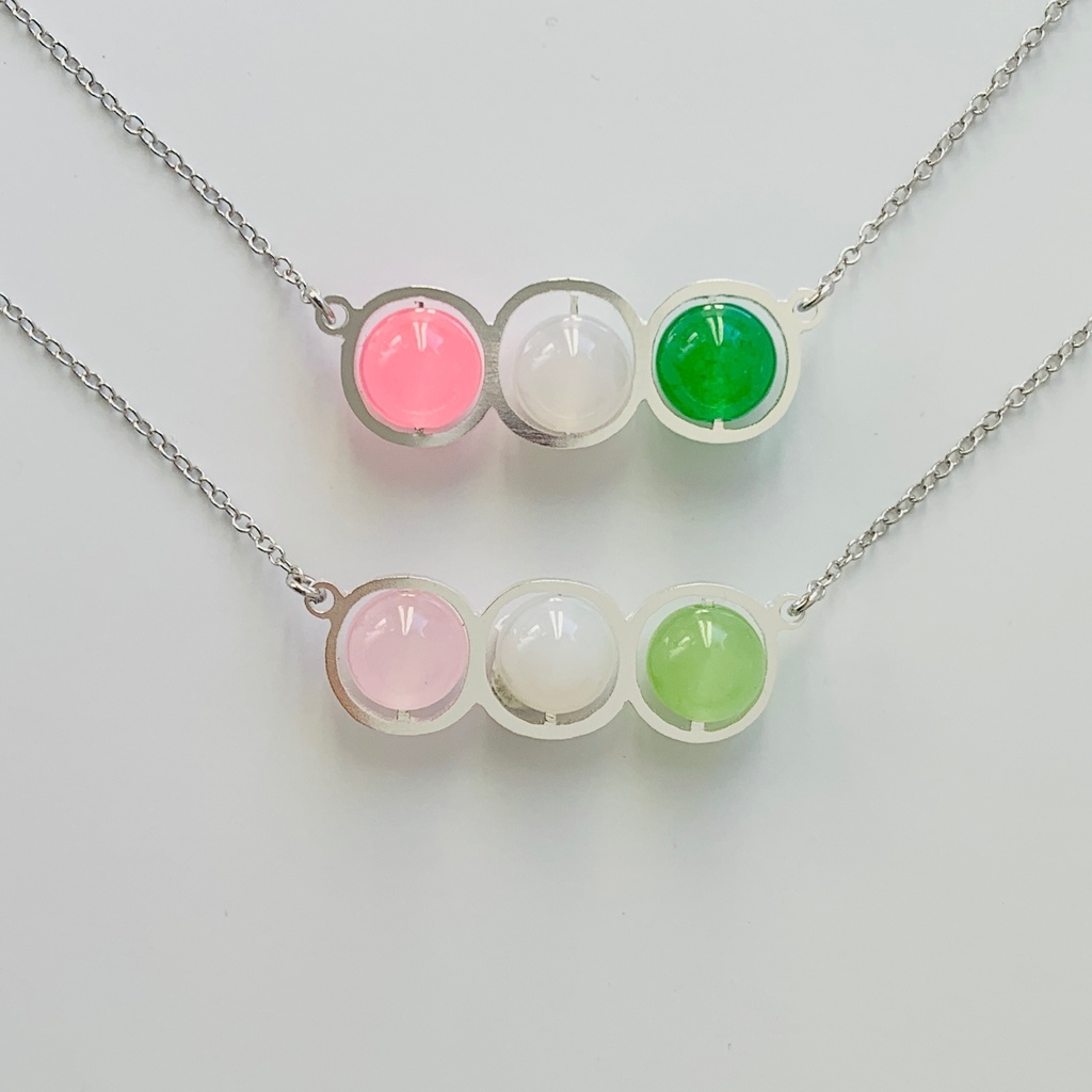 お団子ネックレス 横