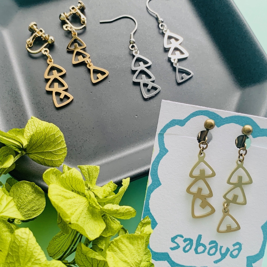 おにぎりの耳飾りたち