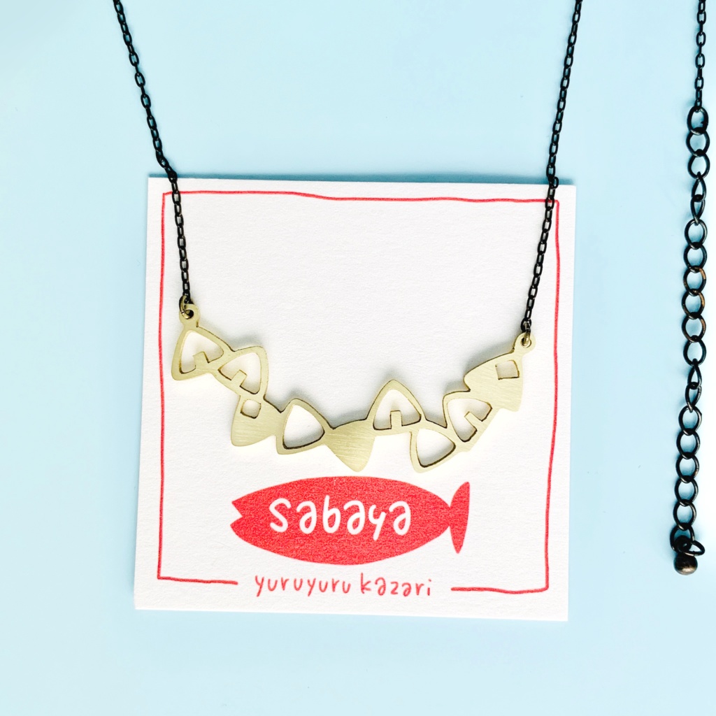 もりもりおにぎりネックレス