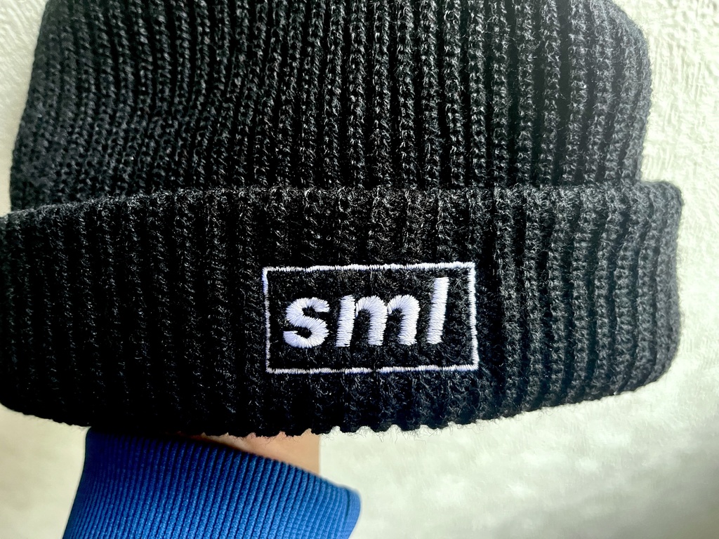 SMLロゴ入りオリジナルニット帽