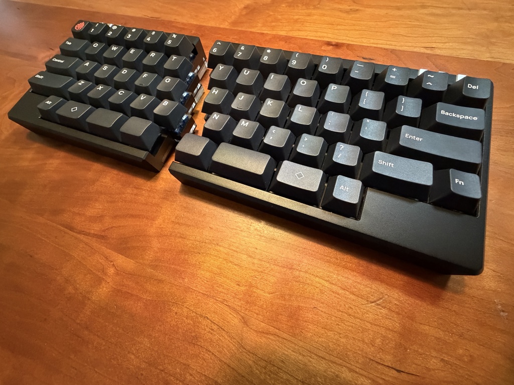 「Acid Caps “Premium”」White on Black