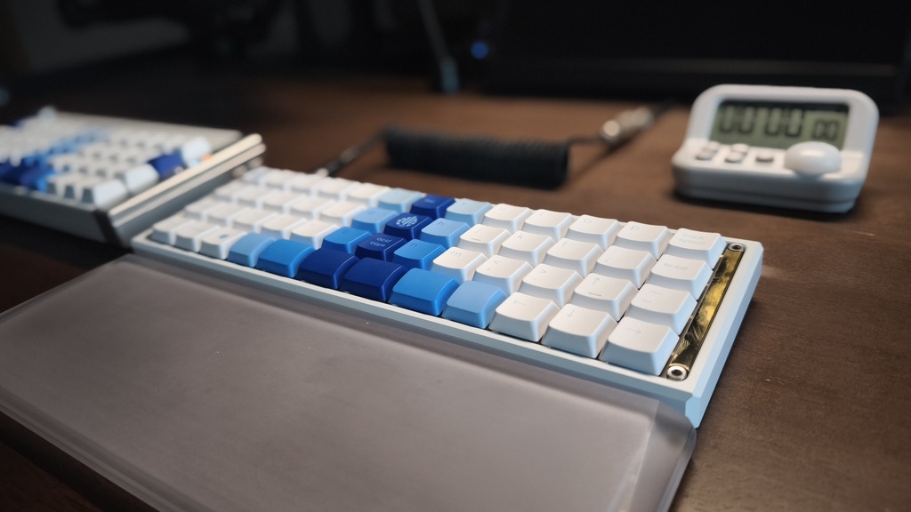 「Acid Caps “LowProfile”」Reflex Blue