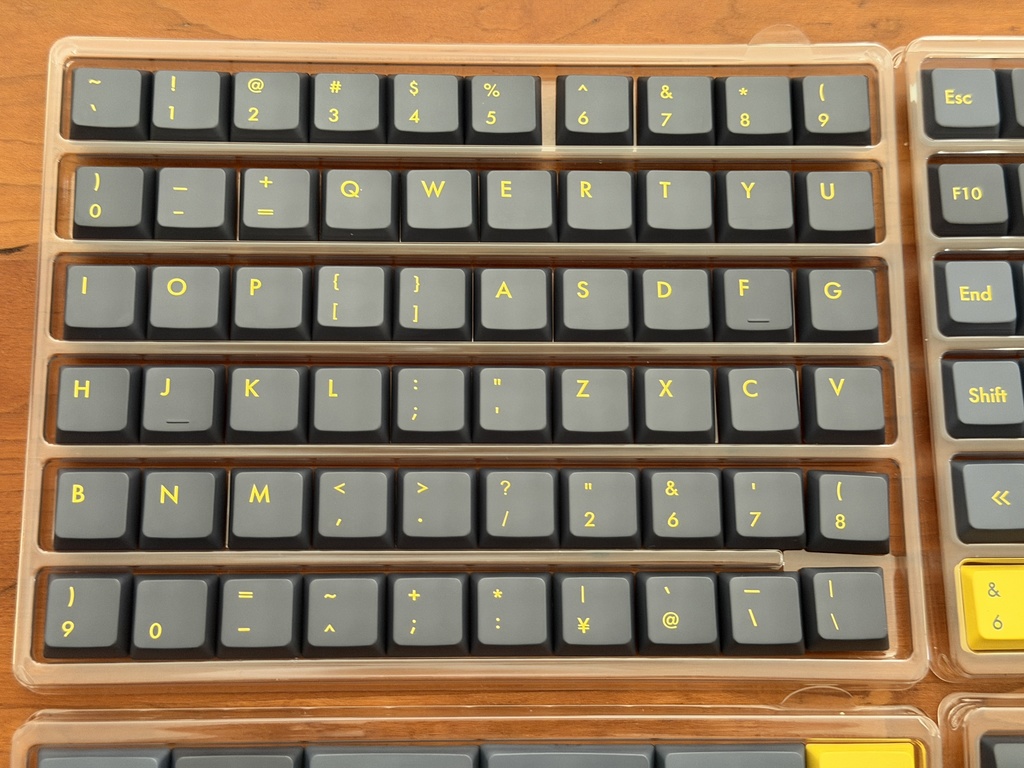 「Acid Caps “LowProfile”」Numa Black