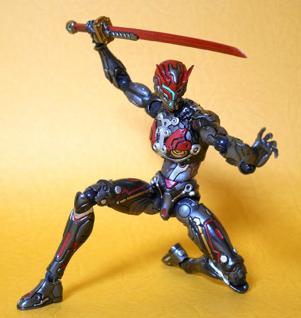 オリジナル可動フィギュア 『エミュレイド』