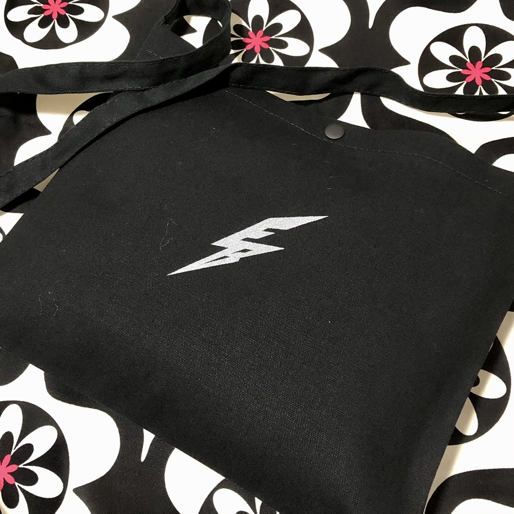 エネミーボーイズ ライブ物販イメージサコッシュ