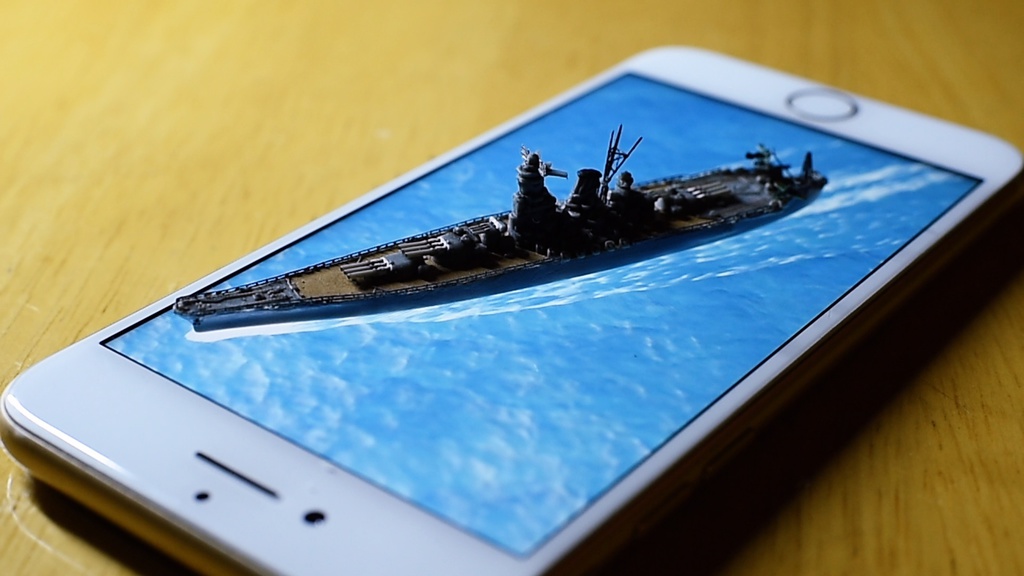 動く背景/海 スマホ用001「超大型艦の航跡」