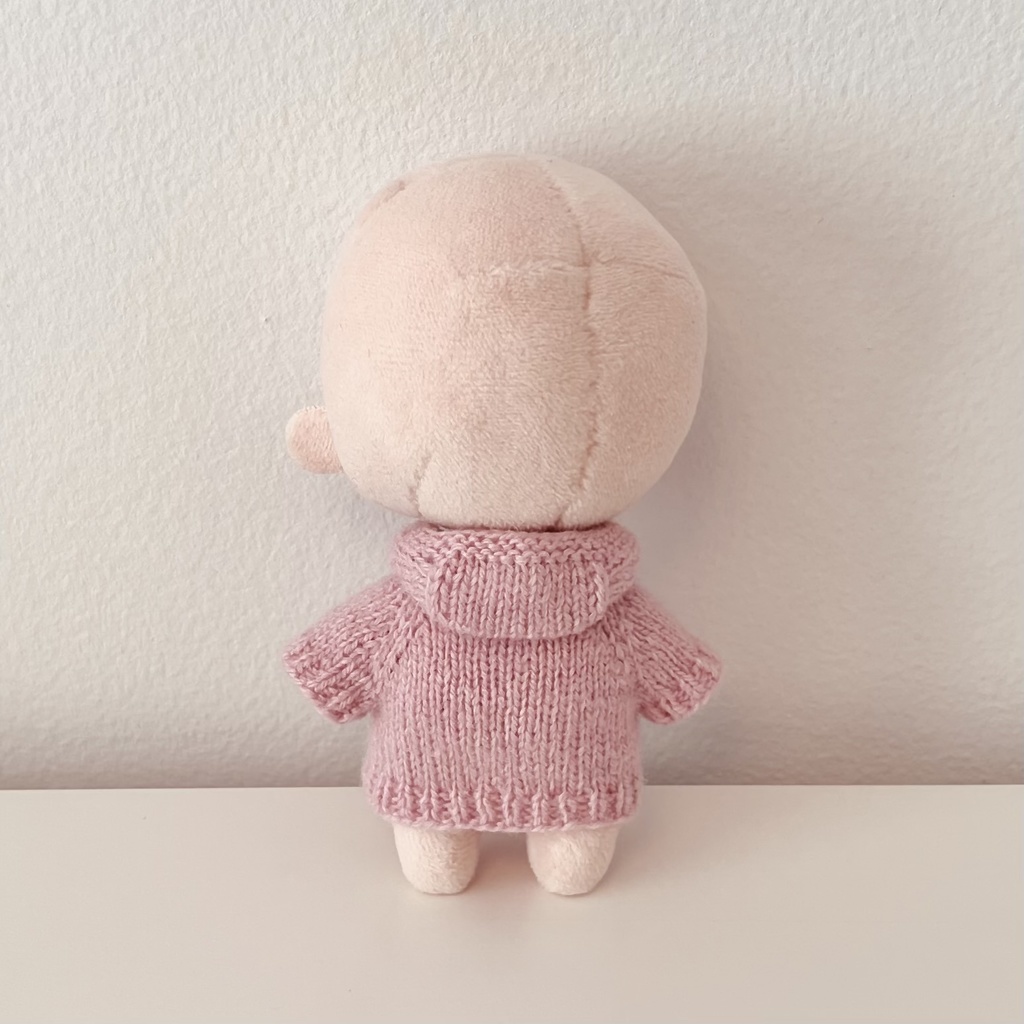 かぶらないパーカーの編み方(10㎝ぬいサイズ)