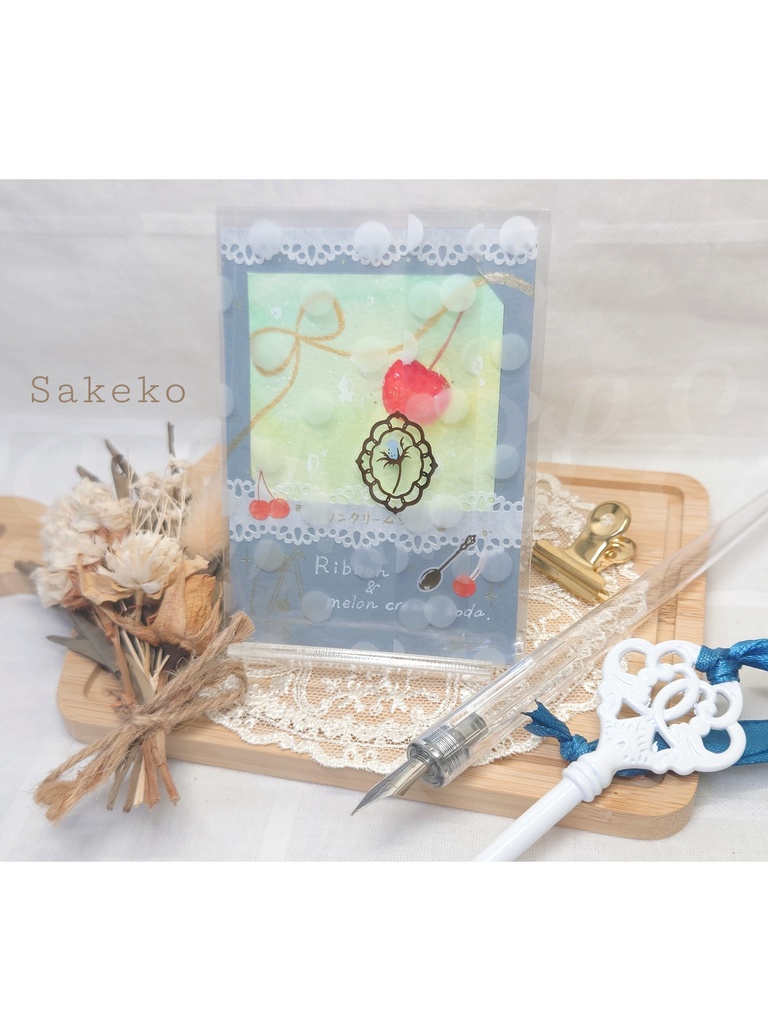 【手のひらサイズのミニアート】メロンクリームソーダ