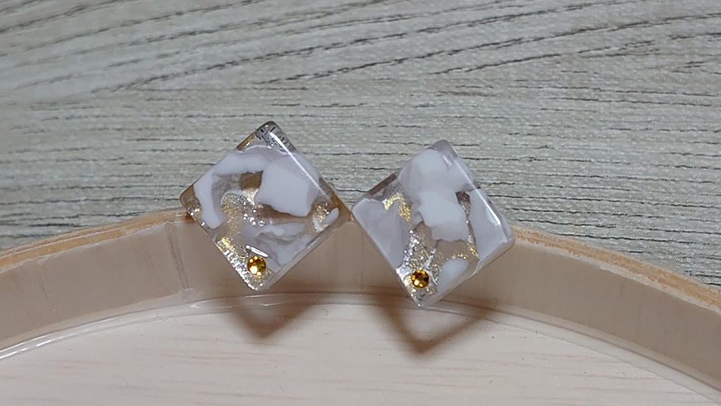 鶴丸国永イメージ ピアス