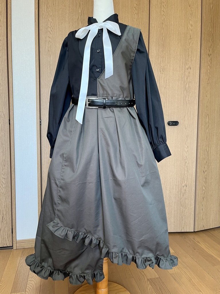 肥前忠広イメージジャンパースカート