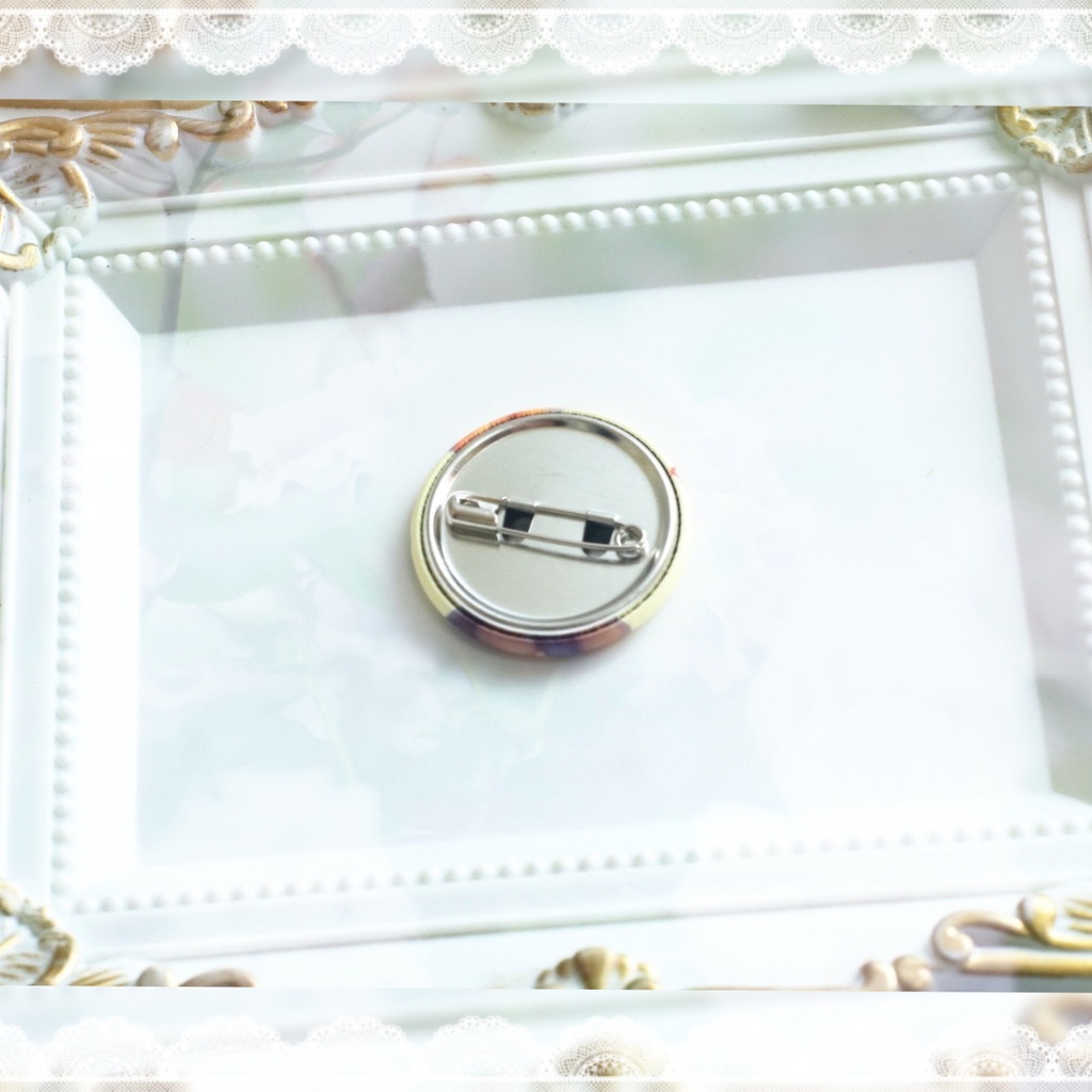 幻獣ステッカー2枚&缶バッジセット