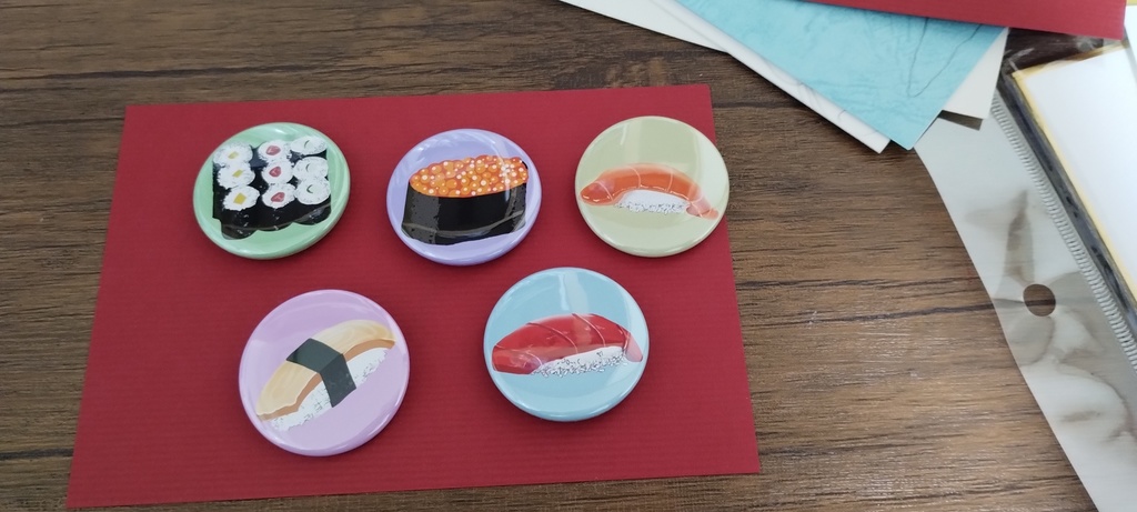 お寿司缶バッジ